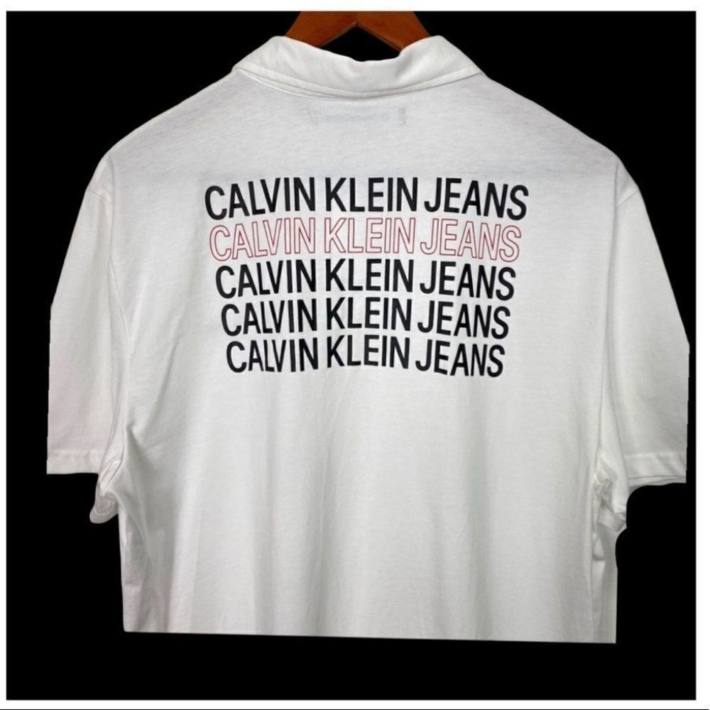 Calvin Klein White Graphic Polo Back Logo Summer‎